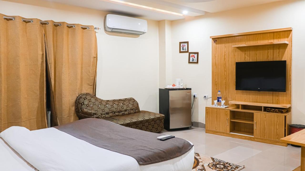 Hotel Crown Inn Multan Eksteriør billede