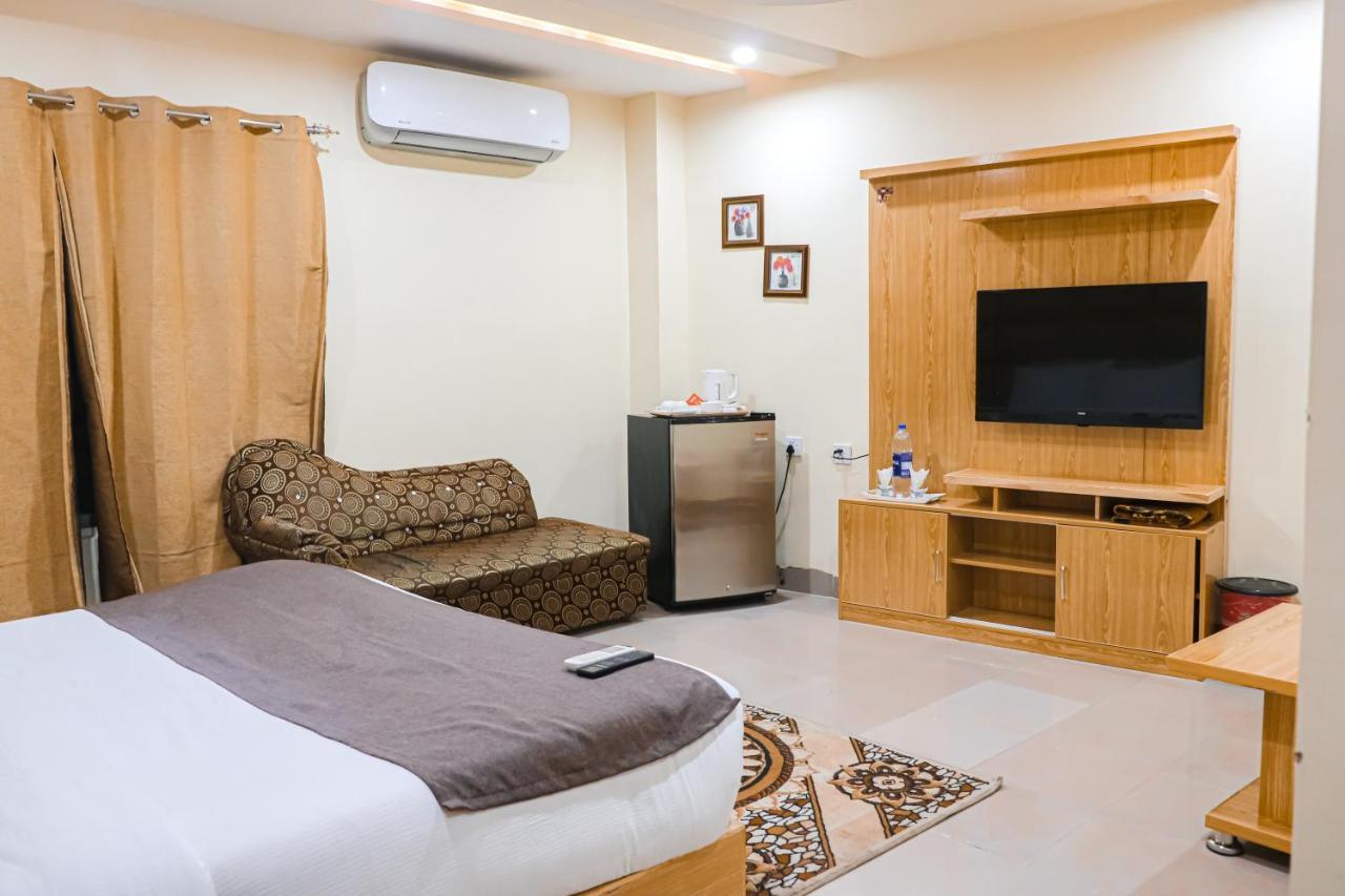 Hotel Crown Inn Multan Eksteriør billede