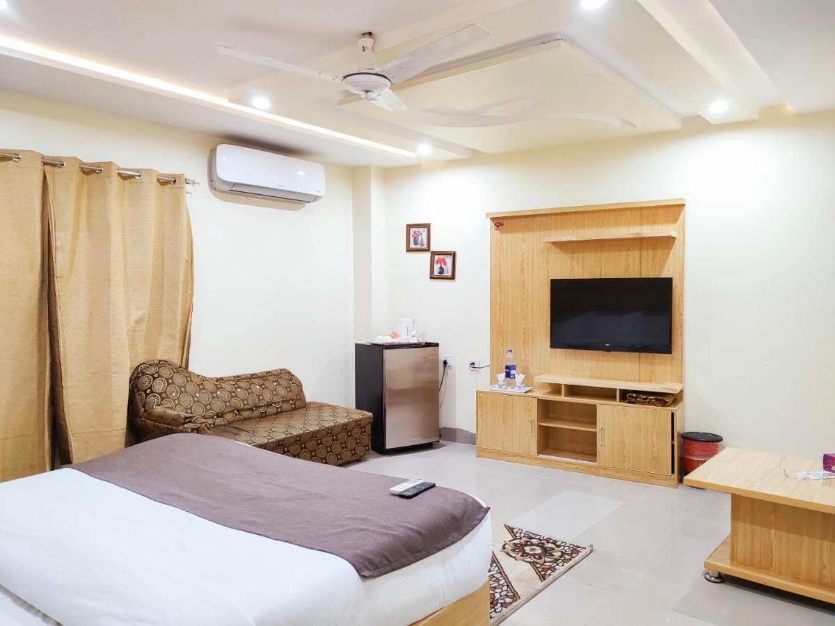 Hotel Crown Inn Multan Eksteriør billede