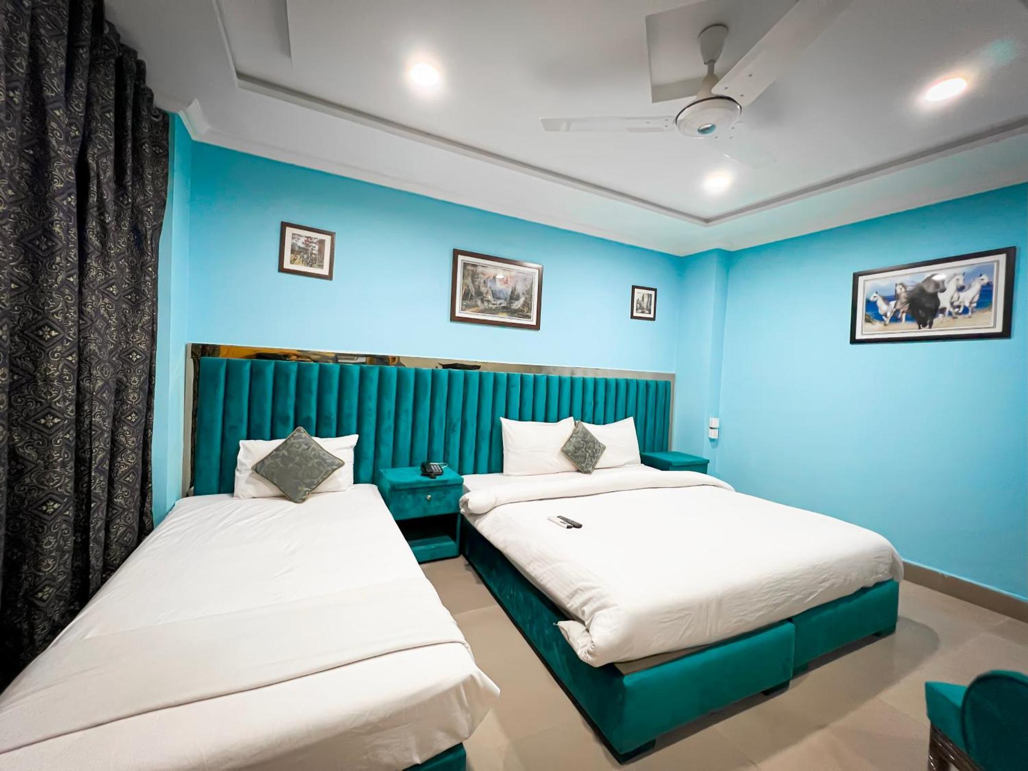 Hotel Crown Inn Multan Eksteriør billede