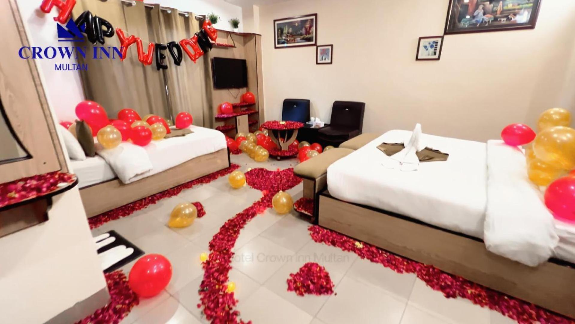 Hotel Crown Inn Multan Eksteriør billede